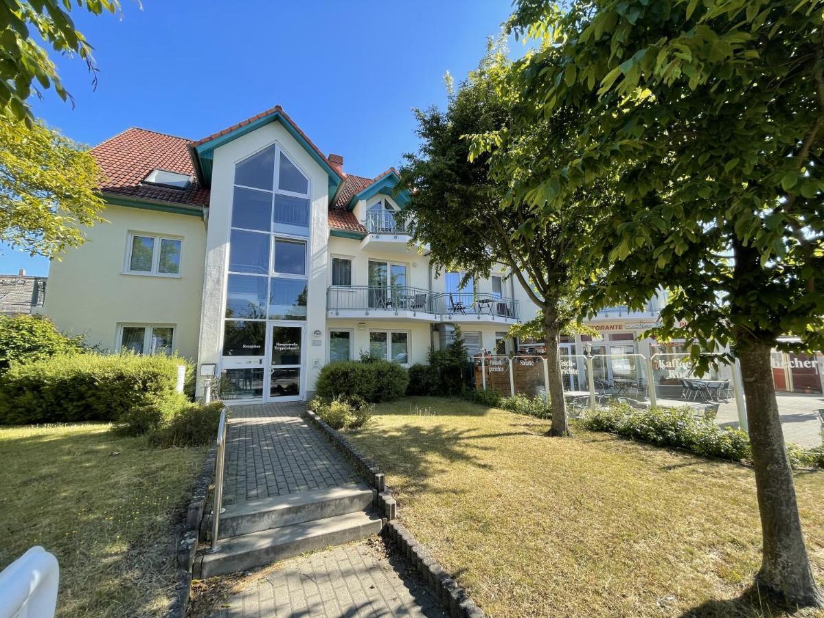 Ostseerose Ein Strandkorb Ist Im Sommer Inclusive Apartment